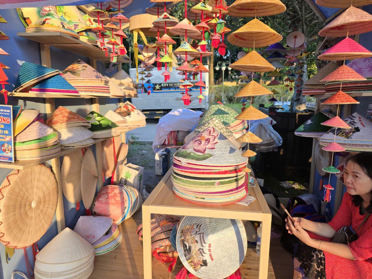 Bảo tồn và phát huy giá trị làng nghề truyền thống ở Hà Nội